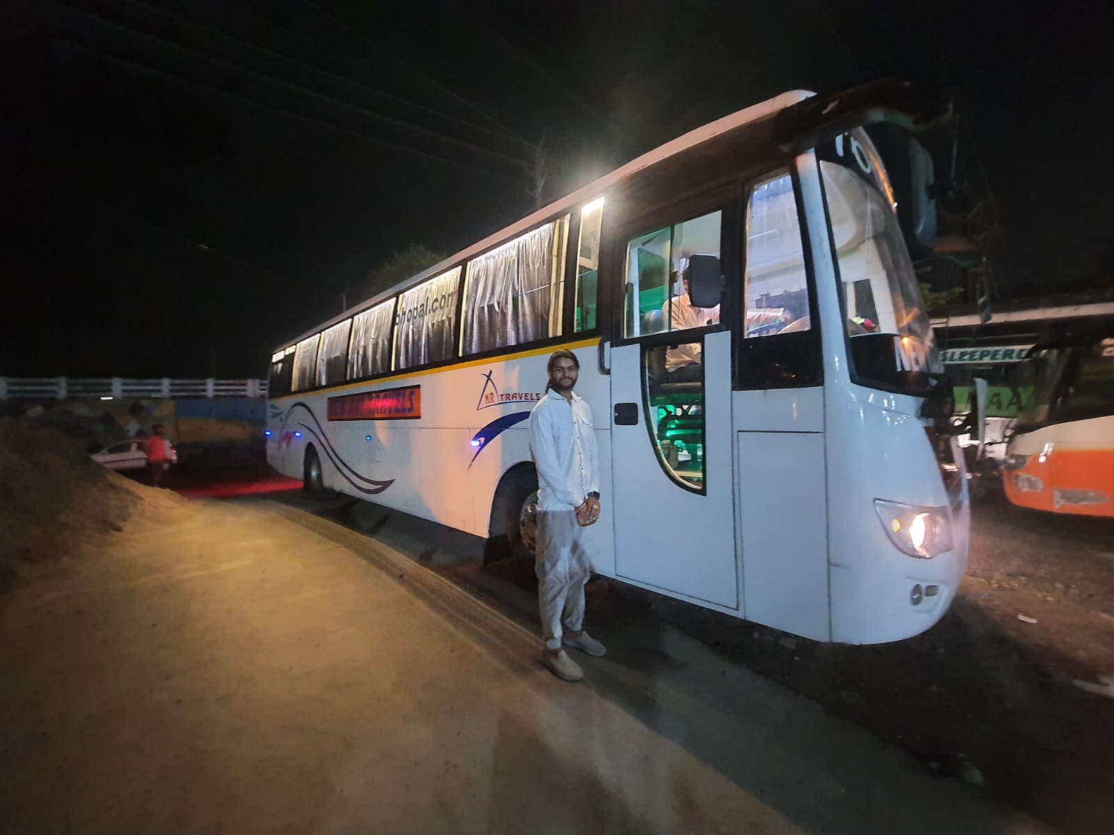 Airport Pickup Taxi Service